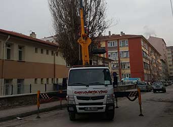 Mitsubishi Canter Bom Uzunluğu 22 Metre Nakliye Ağırlığı 75 Ton